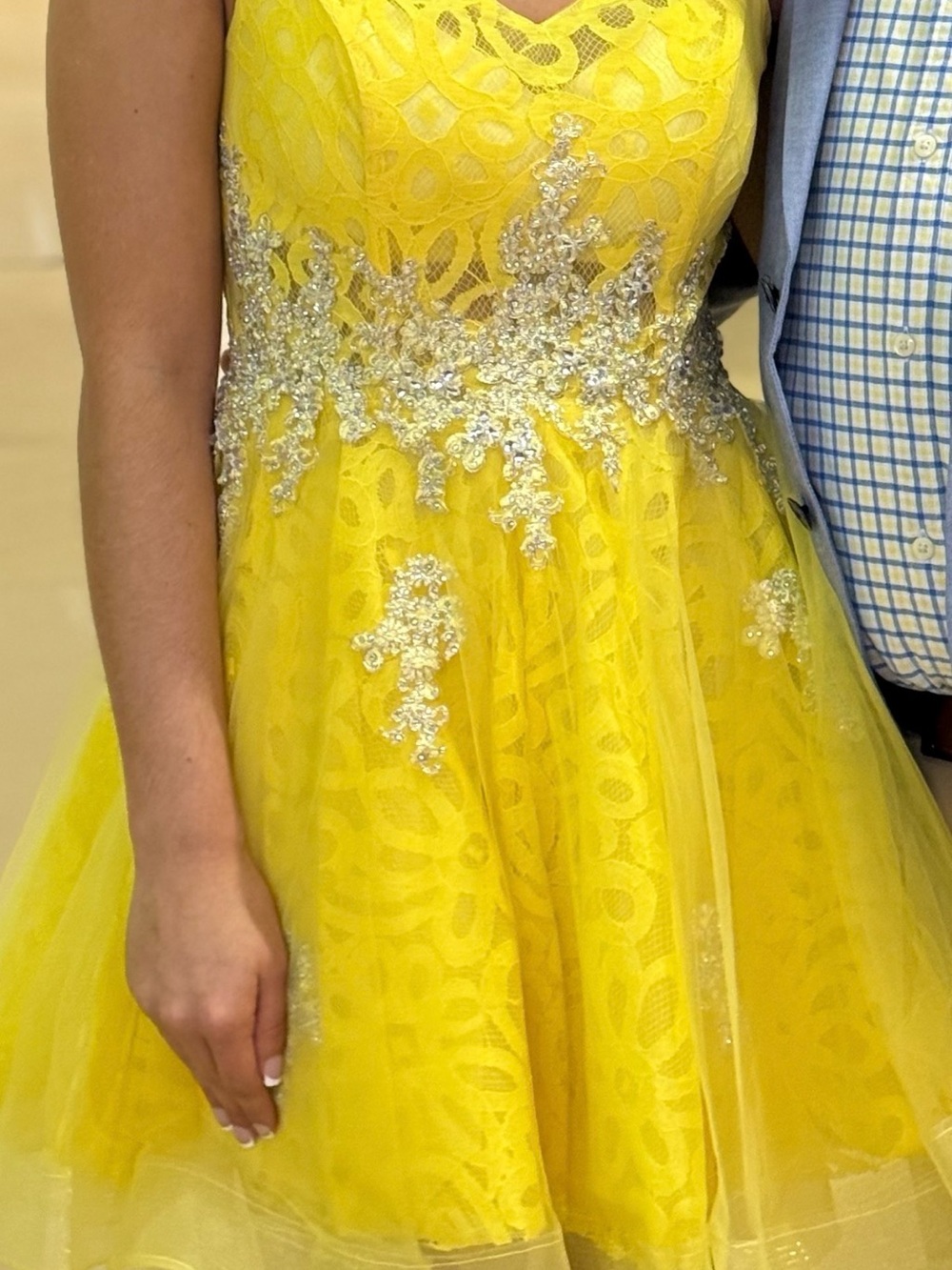 Yellow Lace & Embellished Tulle Party Dress  size 8 but fits like 4-6.